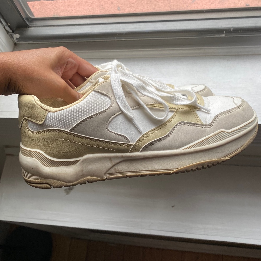 Bershka Cream and White Sneakers